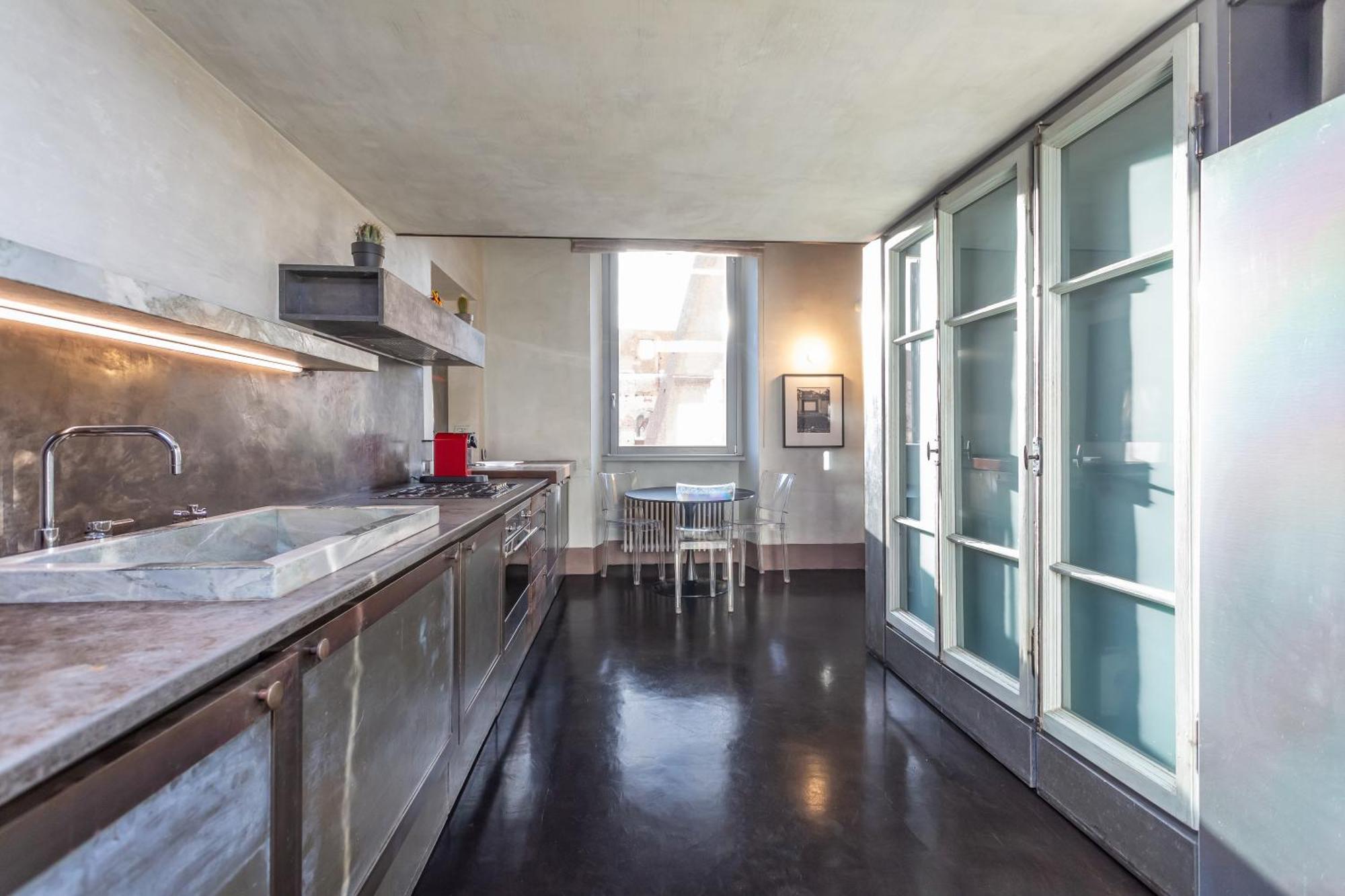 Iconic Apartment With Unique Colosseum View Rzym Zewnętrze zdjęcie