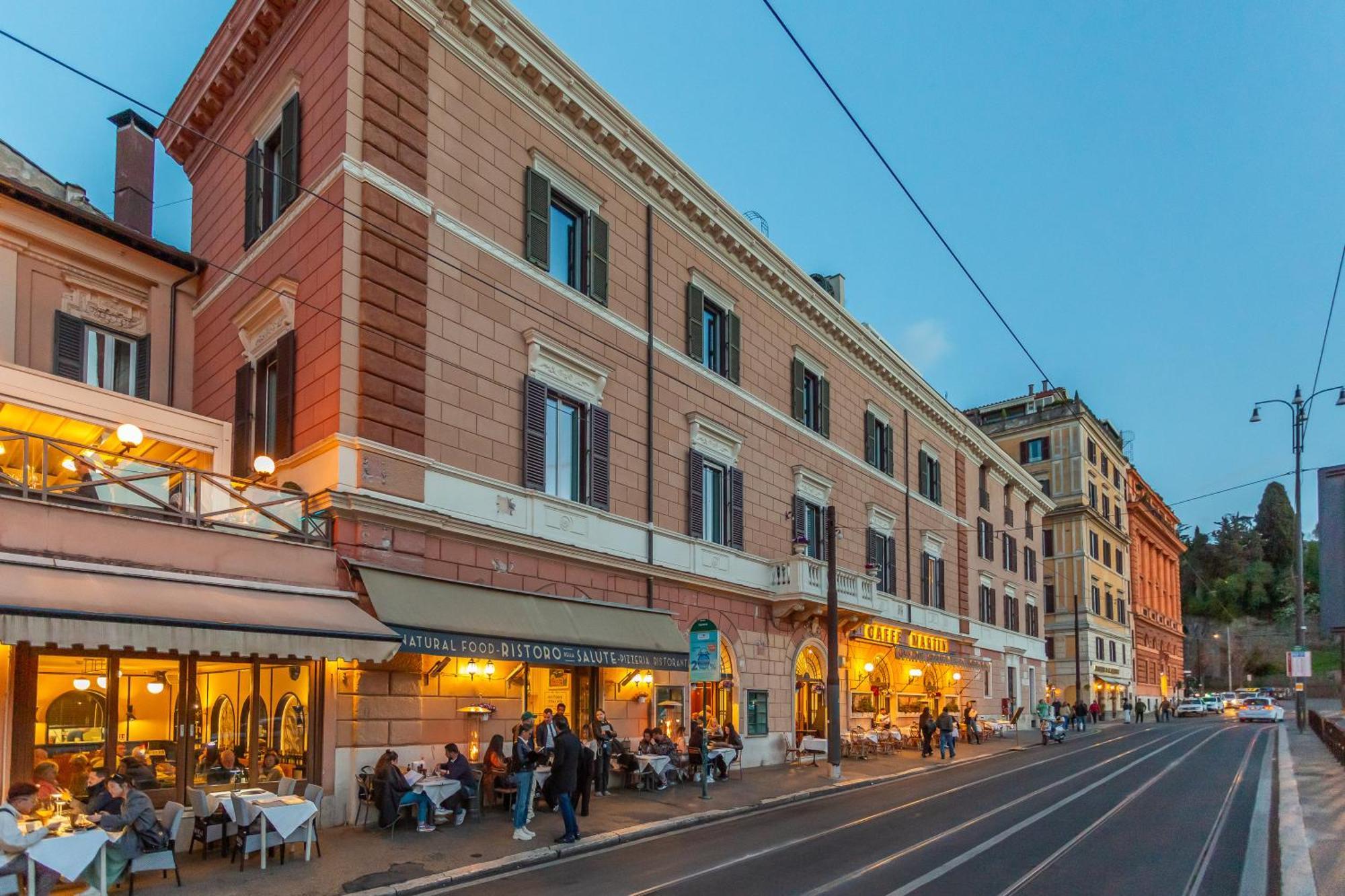 Iconic Apartment With Unique Colosseum View Rzym Zewnętrze zdjęcie